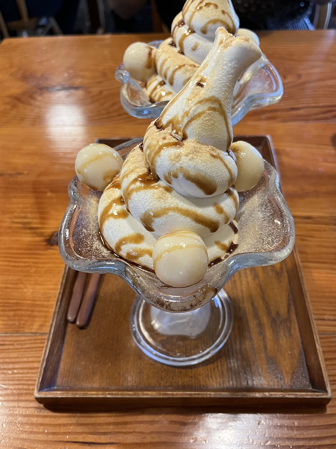 白玉の乗ったパフェ
