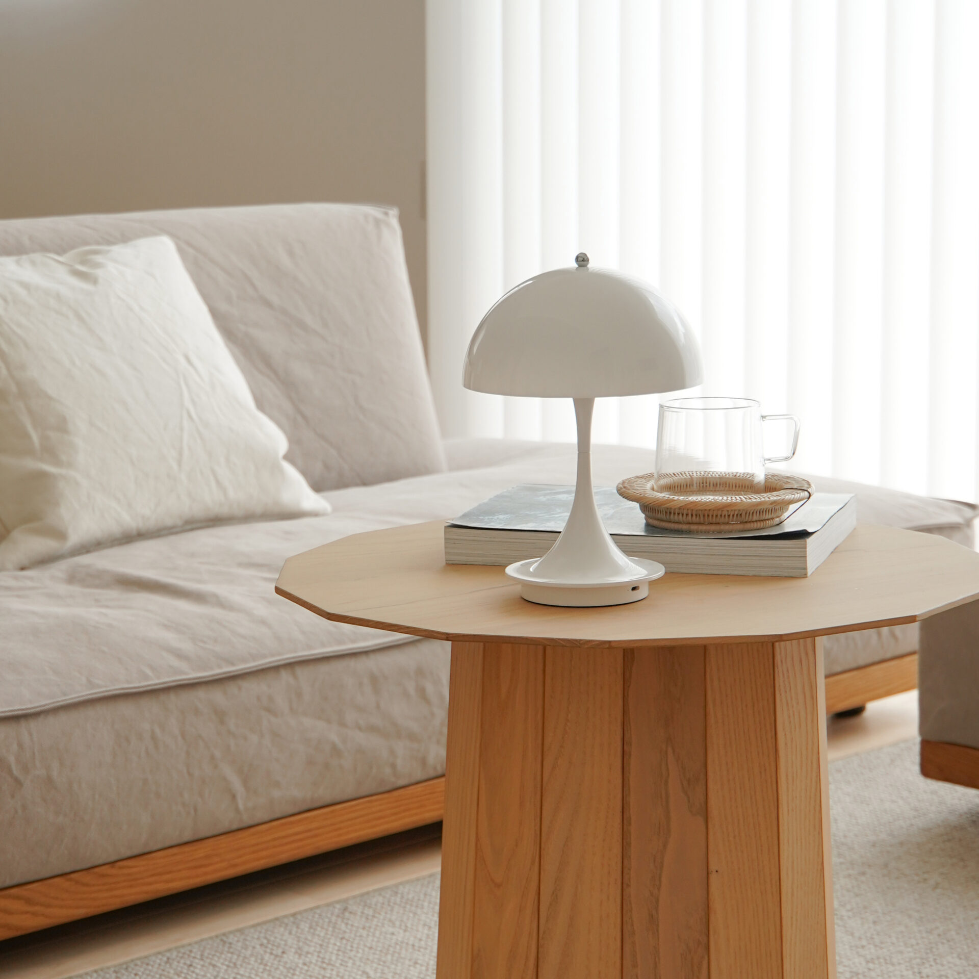 時を重ねても、美しく。しなやかに優しく、そっと寄り添う心地よさを。